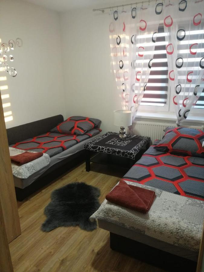 Noclegi U Moniki Janowiec Wielkopolski Exterior foto